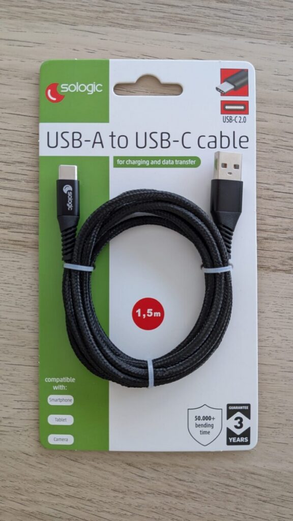 Câble (USB-A vers USB-C)