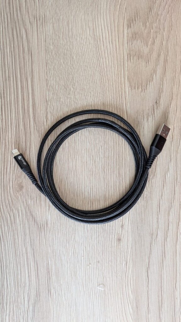 Câble (USB-A vers lightning)